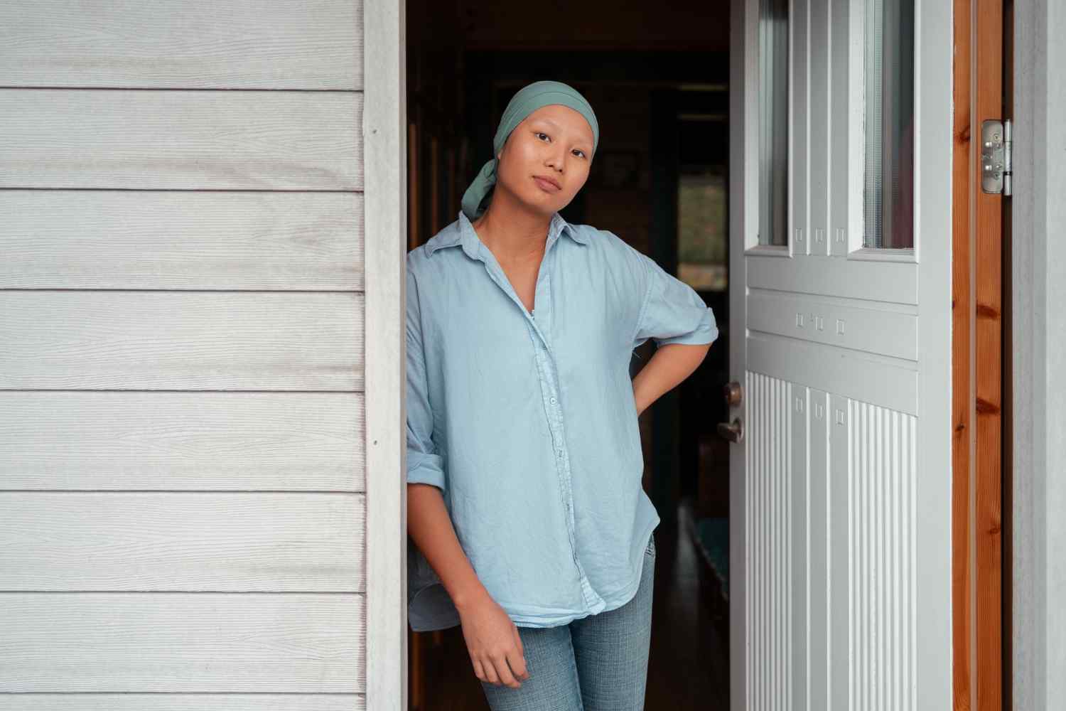 When to Step In and When to Step Back in Dementia Care